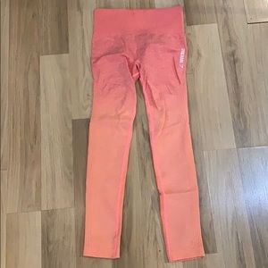 Ombré gym shark leggings